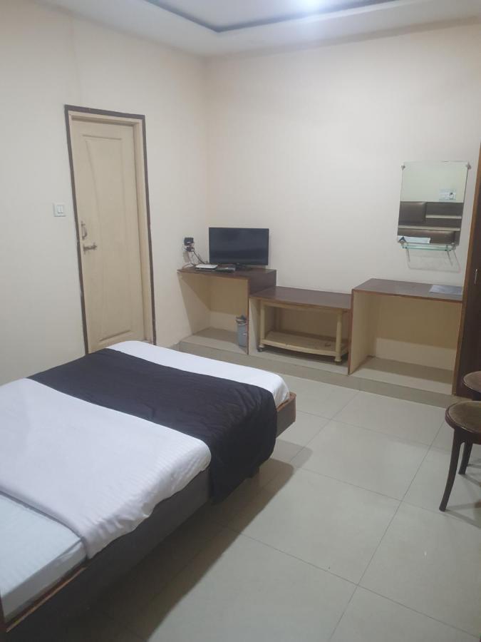 Hotel Anmol Ambikāpur Exterior photo